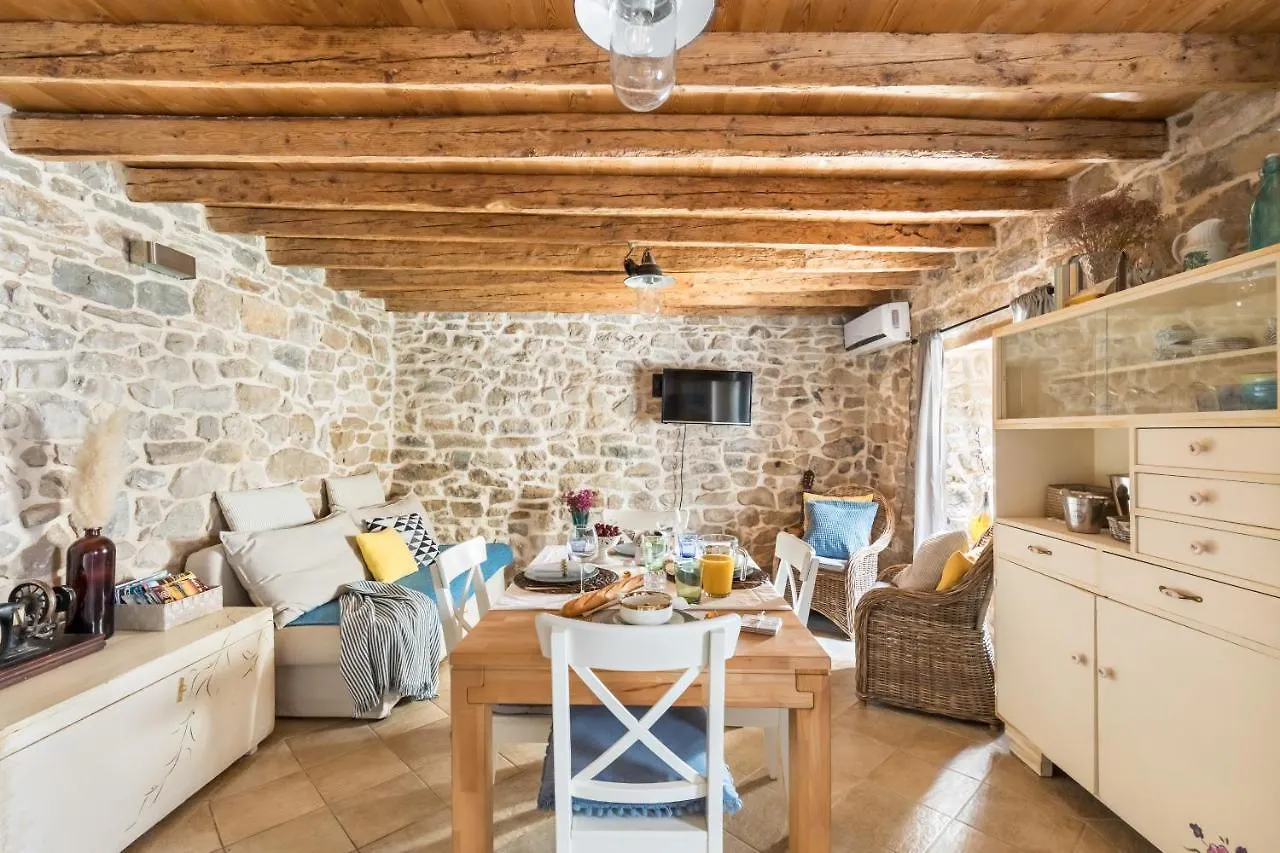 Holiday Home Vintage Split