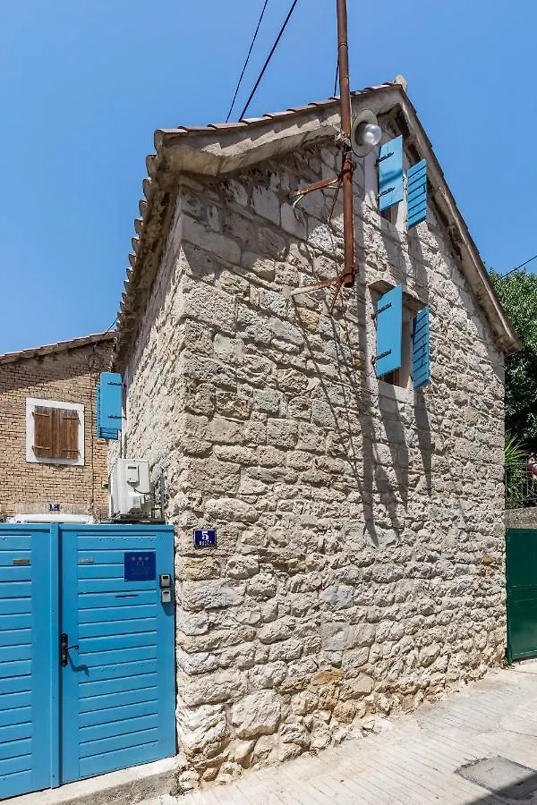 Holiday Home Vintage Split