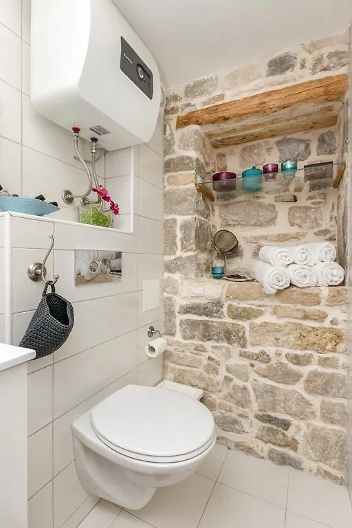 Holiday Home Vintage Split